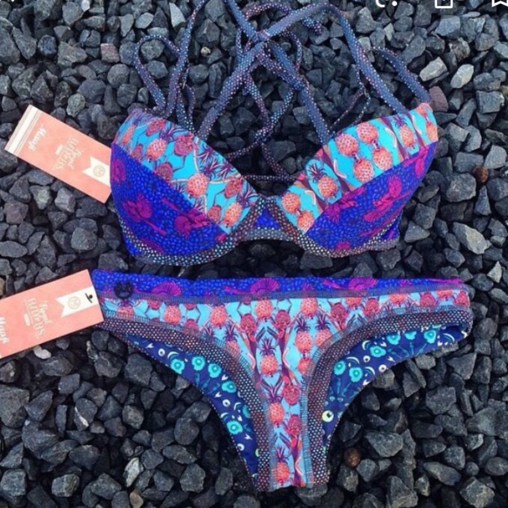 RARE Maaji Dreams Ranch Pineapple Bikini NWOT